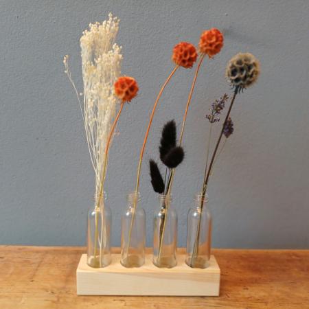 Blumen- und Gräservasen mit 4 Gläsern--werky