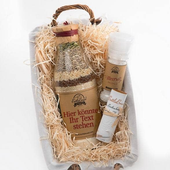 Bottlebread Geschenkkorb mit Salzmühle " Fröhliche Weihnachten" Brotbackmischung in der Flasche Geschenk-Lebenshilfe Nürnberg-werky