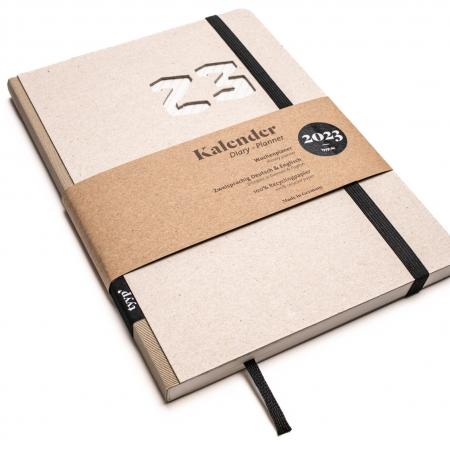 Nachhaltiger Taschenkalender 2023 aus 100 % Recyclingpapier „Design Kalender“ Öko-Latte-tyyp-werky