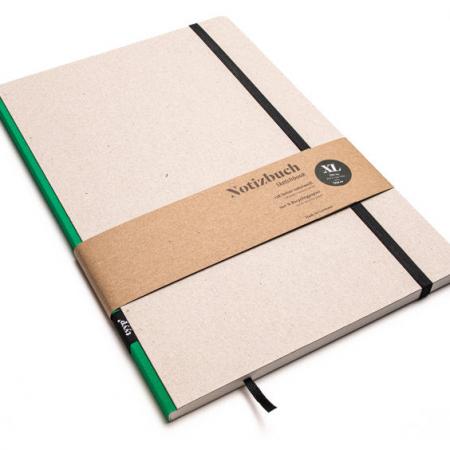 Handgemachtes Design-Notizbuch A4 aus 100 % Recyclingpapier „Klassik“ - Grün - Recyclingkarton-tyyp-werky