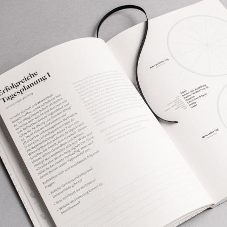 Taschenkalender 2026 – kompakter Wochenkalender aus Recyclingpapier, Made in Germany-tyyp-werky