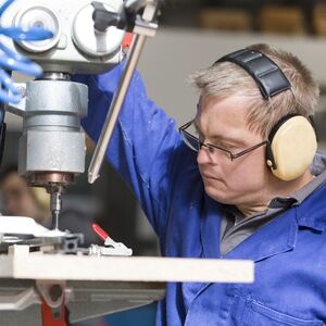 Holzbox mit Tafelfolie-Wendelstein Werkstätten-werky