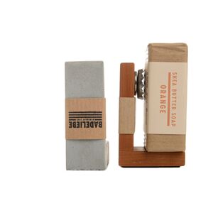 Seifenhalter in Holz oder Beton inklusive 2 Seifenstücke !! Wählen Sie selbst aus unserem BADELIEBE Sortiment für insgesamt 24,95 Euro-Lebenshilfe Nürnberg-werky