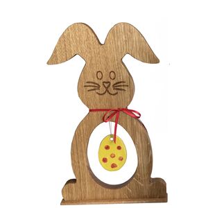 Osterhase mit gelbem Keramikei und roten Punkten--werky