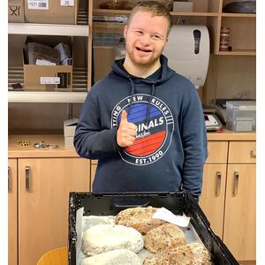 Christstollen mit Bio-Dinkelmehl, klein-Camphill Steinfurt-werky